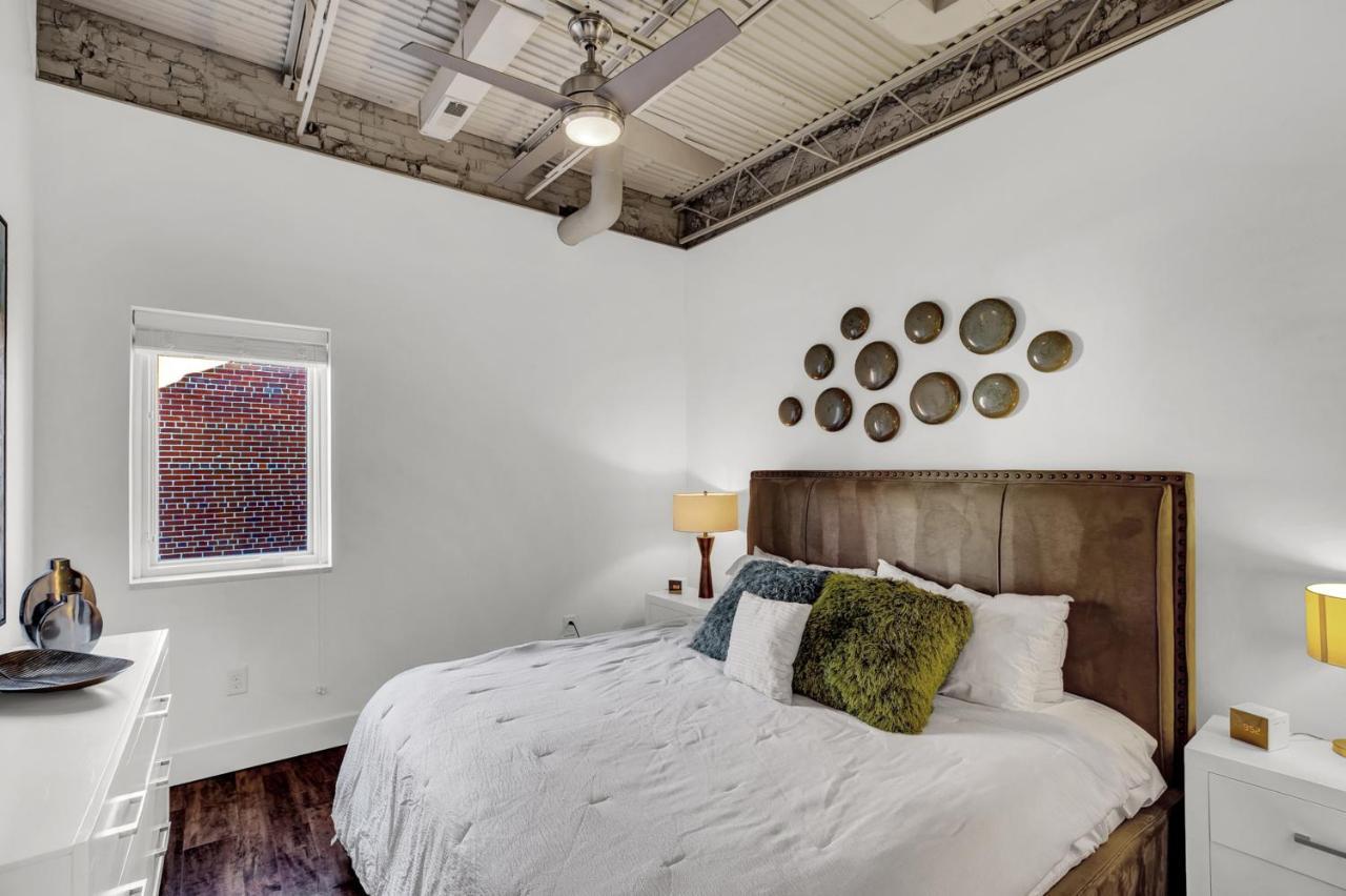 A Friendly Staycation - Downtown Greensboro Close To Major Attractions! Εξωτερικό φωτογραφία