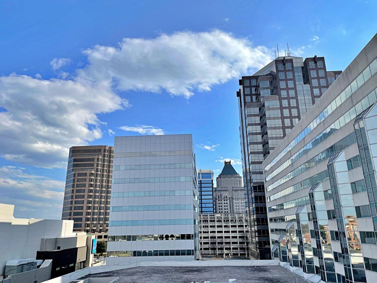 A Friendly Staycation - Downtown Greensboro Close To Major Attractions! Εξωτερικό φωτογραφία